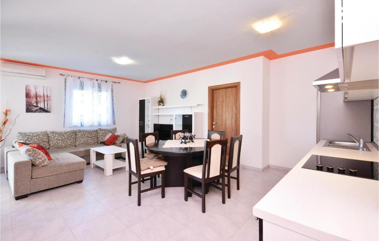 3 Bedroom Nice Home In Solin Split Eksteriør bilde