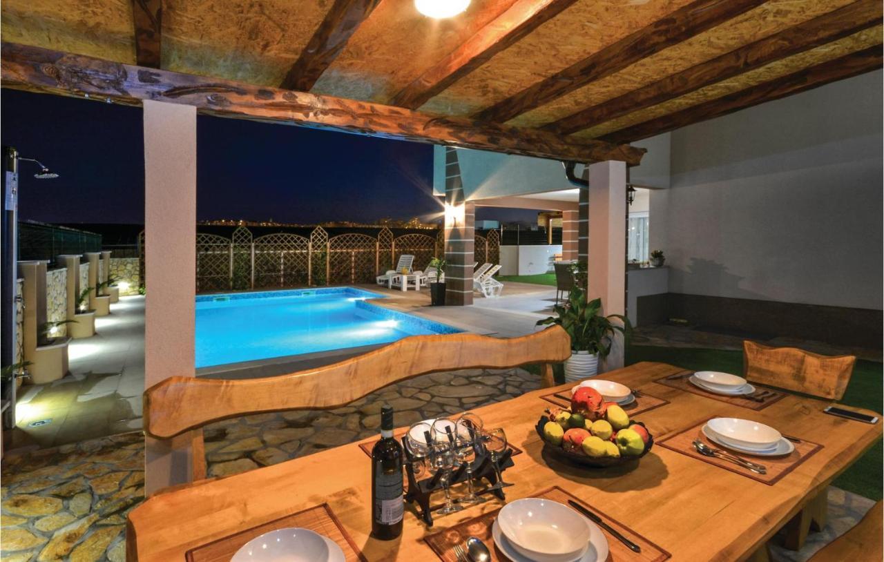 3 Bedroom Nice Home In Solin Split Eksteriør bilde