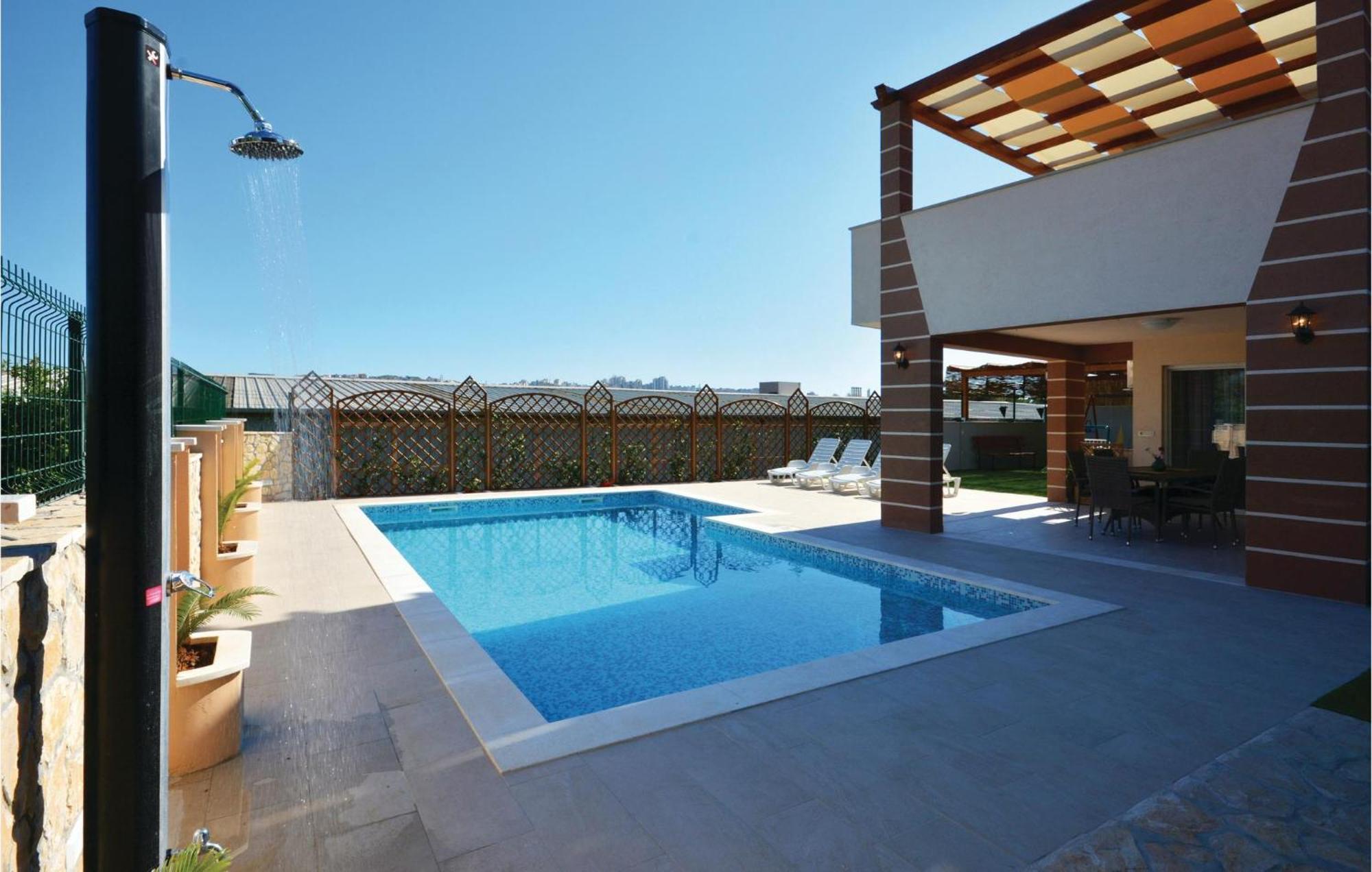 3 Bedroom Nice Home In Solin Split Eksteriør bilde
