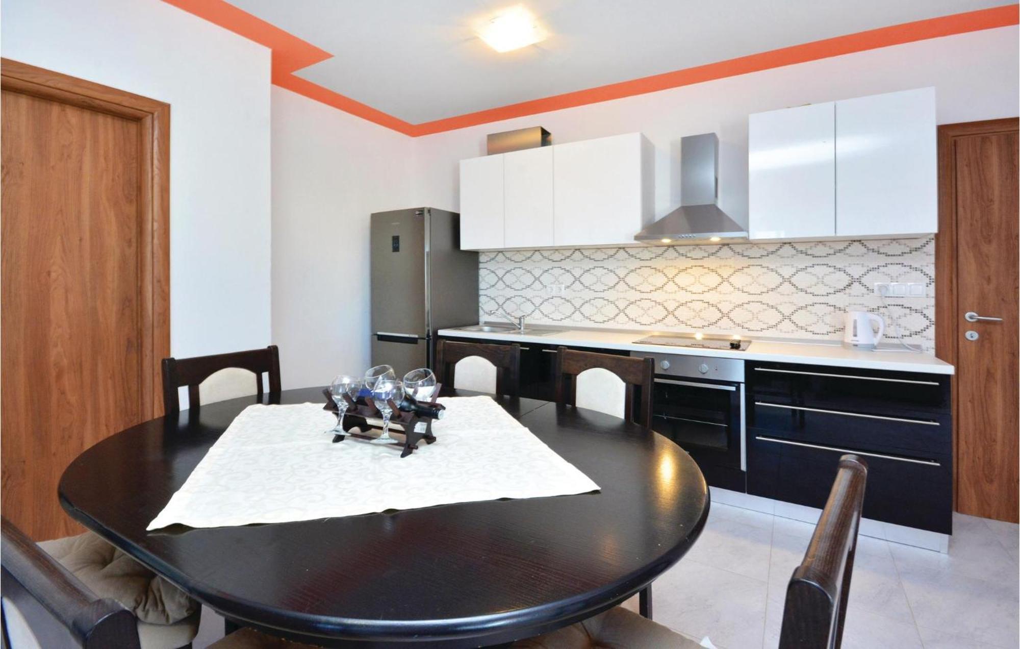 3 Bedroom Nice Home In Solin Split Eksteriør bilde